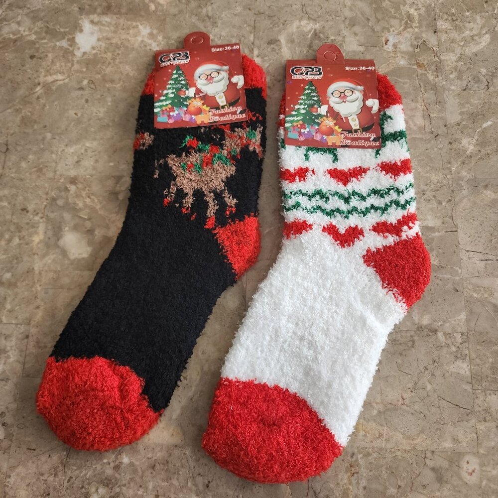 Women's Colorful Christmas Fluffy Socks (2pk)